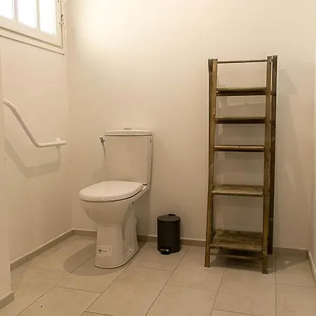 Au Détour Des Vignes Bed and breakfast