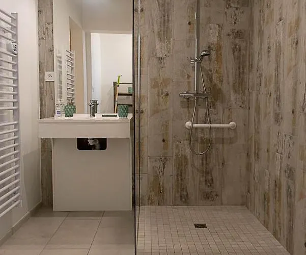 Au Détour Des Vignes Couette-café Ordonnac