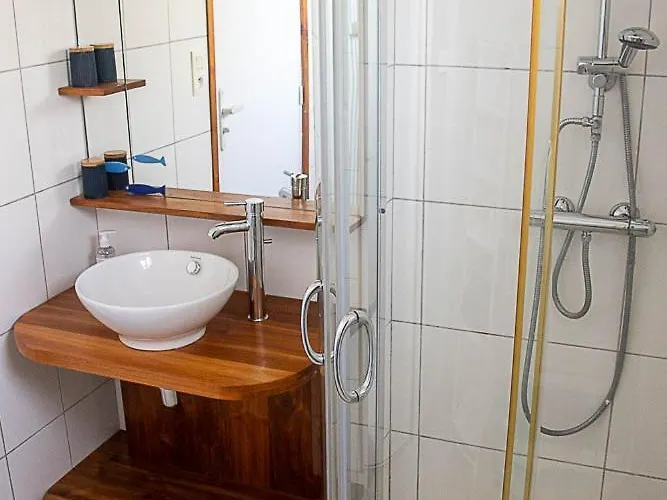 Oda ve Kahvaltı Au Detour Des Vignes Ordonnac